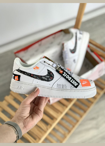 Кроссовки женские Nike Air Force 1 Low Just Do It White | Найк Аир форс 1 низкие белые No Brand белые демисезоны (307397790)