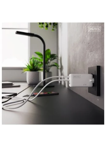 Зарядное устройство (DA-10303) Digitus 2xUSB-C + 1xUSB 67W GaN (389126358)