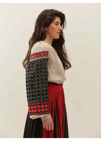 Бежевая женская вышиванка код нации со стильным орнаментом, 100% лен, черная вышивка гладью, xs-4xl MOTYV узор орнамент лен (366239452)