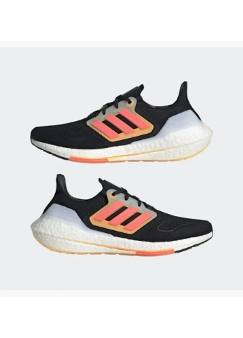Жіночі кросівки adidas комбіновані всесезони (325221057)