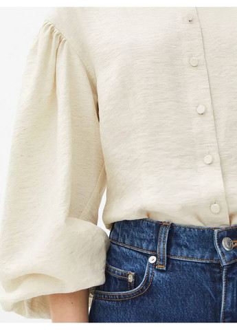 Молочна блуза Arket