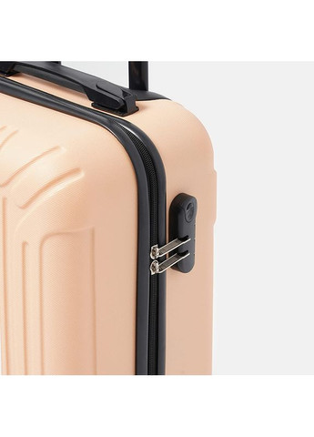 Чемодан маленький 4 колеса T1Castle1pudra-M Ricco Grande (365727679)