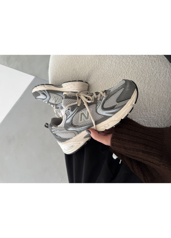 КРОСІВКИ ЖІНОЧІ NEW BALANCE 530 GREY / METALIC НЬЮ БЕЛАНС 530 No Brand сірі демісезони (369393169)