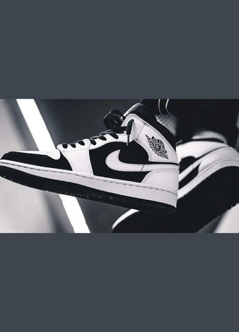 Білі всесезонні кросівки air jordan 1 mid white black tuxedo 42 Nike