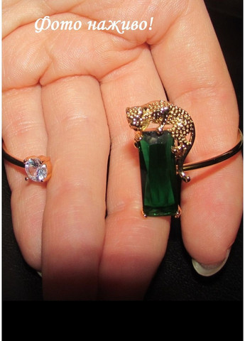 Браслет скоба леопард с изумрудным кристаллом, 4764-3 No Brand (370369248)