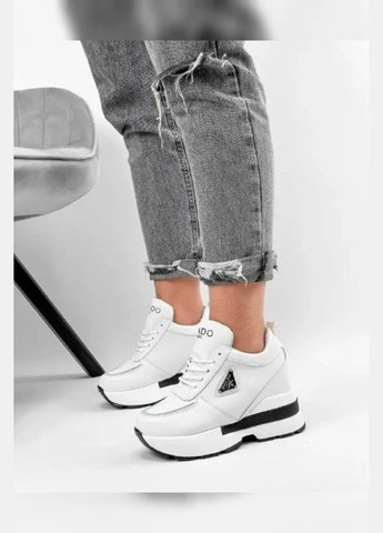 Белые женские кроссовки-сникерсы на высокой танкетке из эко-кожи со шнуровкой Viki Снікерси белые лето (315687539)