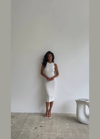 Белое женское платье рубчик No Brand