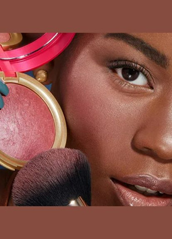 Ультрачутливі запечені рум'яна із сяючим фінішем Disney - The Little Mermaid Radiant Baked Blush - 02 Rouged 8 г Kiko Milano (299721612)