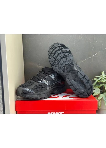 КРОСІВКИ ЖІНОЧІ NIKE V5 RNR BLACK НАЙК В5 ЧОРНІ No Brand чорні демісезони (390651761)