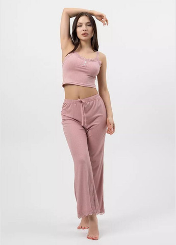 Розовая всесезон женская пижама двойка с топом на тонких бретелях + брюки свободного кроя пижамный комплект в рубчик с кружевной отделкой майка + брюки Cindylove