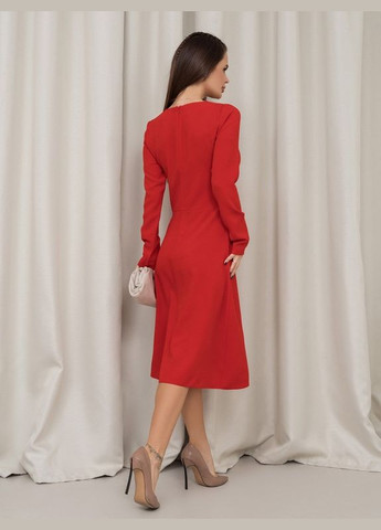 Красное деловое красное платье классического силуэта ISSA PLUS однотонное