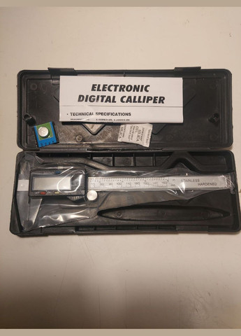 Штангенциркуль металевий електронний цифровий Digital Сaliper 0-150 мм з LCD 6" у футлярі + 2 батарйки No Brand (337509357)