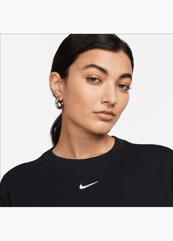 Футболка жіноча Nsw Essential Black FD4149-010 Nike - (326783863)