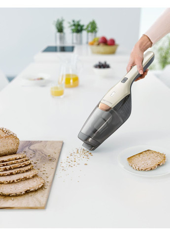 Аккумуляторный пылесос EERC75SW Electrolux (368600512)
