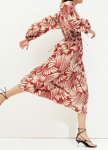 Червона кежуал сукня H&M з малюнком