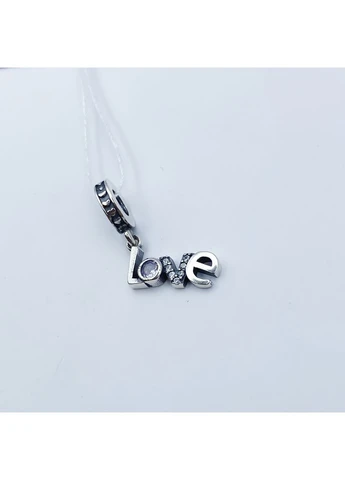 Шарм срібний з кубічним цирконієм "LOVE" 2.02 г No Brand (382676736)
