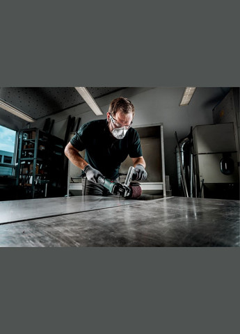 Щіткова шліфмашина SE 17-200 RT Set, 1700 Вт, повнохвильова електроніка Vario-Tacho-Constamatic (VTC) (5649) Metabo (298574801)