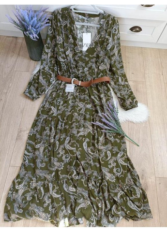 Зелена сукня міді з принтом пейслі і ременем Zara