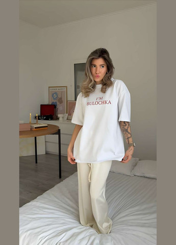 Женская качественная нежная хлопковая футболка оверсайз с надписью булочка one size хлопок белый Україна - (339402834)