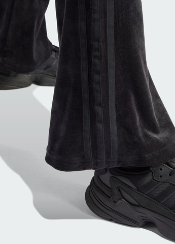 Джогери Crushed Velvet Flared adidas (278356574)