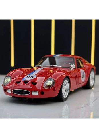 Металлическая модель Ferrari машина 1:32 со светом и звуком Инерционная машинка в коробке феррари красная черная спортивная No Brand (381173997)