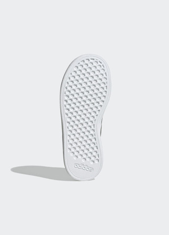 Белые всесезонные кроссовки grand court lifestyle tennis lace-up adidas