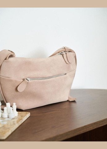 Жіноча сумка з одним великим відділенням і зовнішньою кишенею з натуральної шкіри бежева "Сицилія" WeLassie (332983875)