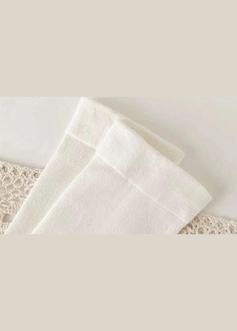 Білі шкарпетки жіночі, високі бавовняні однотонні, 35-40р. білі (335868596)