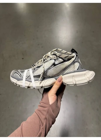 Белые летние кроссовки balenciaga 3xl white black баленсиага No Brand
