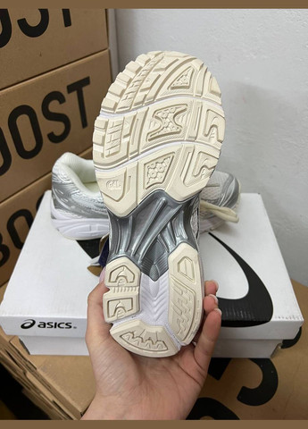 Жіночі кросівки Asics Gel-Kayano 14 white Silver No Brand срібні літо (329687942)