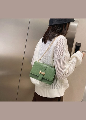 Женская мини сумочка клатч из экокожи с цепочкой и магнитом, рептилия зеленая (sku_1051) No Brand (330575517)