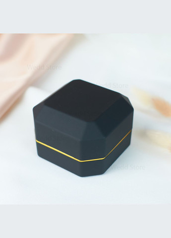 Коробочка для кольца с подсветкой для предложения или свадьбы Sydney 75x75x50mm Black футляр для кольца и украшений No Brand (338436980)