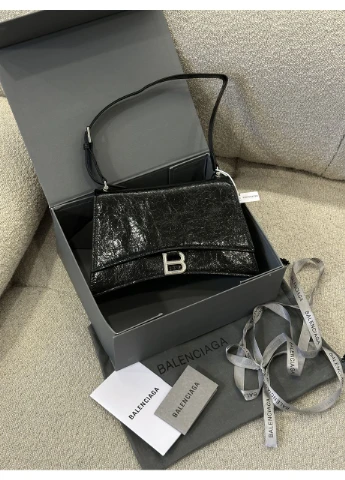Сумка жіноча Crush Medium Handbag Crushed Calfskin in Black Silver No Brand (355343150)