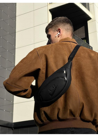 Универсальная кожанная мужская бананка, барыжка для торговли, поясная сумка для города и прогулок, практичная, удобная. No Brand (348779984)