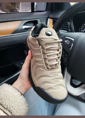 Бежевые зимние кроссовки зимние мужские nike air max tn plus winter gore-tex beige termo | найк тн плюс бежевые термо No Brand