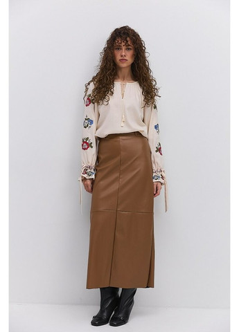 Бежевая женская вышиванка с цветами mkar35495 Arjen (368992532)