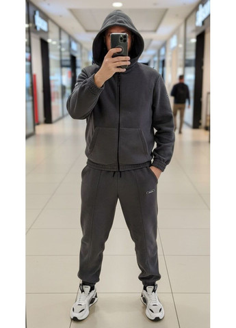 Черный зимний костюм мужской теплый на флисе зимний No Brand