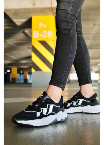 Белые демисезонные кроссовки мужские adidas ozweego adiprene pride black white 1 адидас озвиго белые No Brand