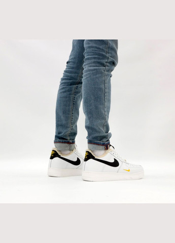 Кросівки зимові жіночі і чоловічі Nike Air Force 1 mini swoosh winter low white fur | Найк Аір Форс 1 низькі білі з хутром No Brand білі зими (309006020)
