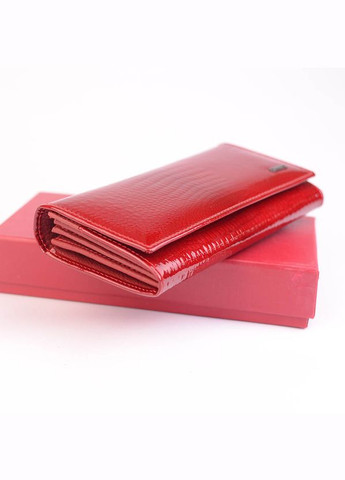 Червоний жіночий шкіряний лаковий класичний гаманець на магнітах Balisa (324622159)