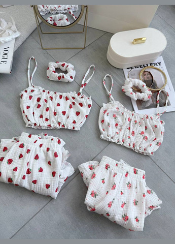 Біла всесезон піжама з гумкою топ + шорти No Brand