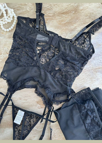 Чорний комплект еротичний нижньої білизни Domino