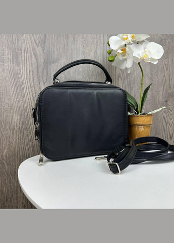 Жіноча міні сумочка з хутряним брелоком, маленька сумка для дівчат із кулькою брелочкою стиль Зара Jacobs (336551958)