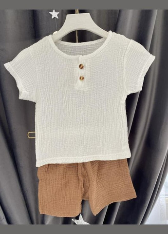 Белый летний детский костюм для мальчика шорты + футболка с шортами BabyStyle