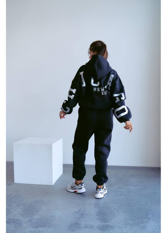 Жіночий теплий костюм з написом чорного кольору 34213 Fashion (354814196)