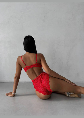 Червоний демісезонний пристрасний боді з відкритим доступом та спідничкою Vakko