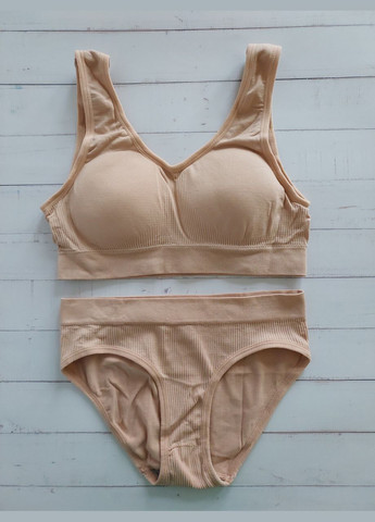 Бежевый демисезонный комплект белья женский в рубчик топ бюстгальтер трусы honey fashion accessories s/м бордовый (2-186) No Brand