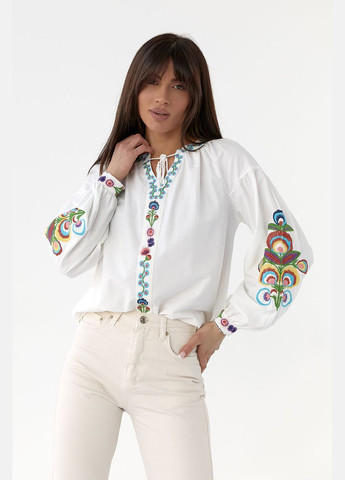 Біла вишиванка з різнокольоровою вишивкою гладдю ESQ бавовна (327370691)