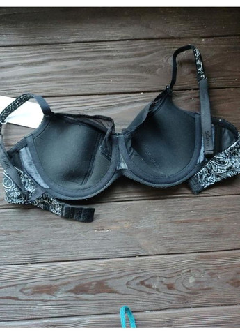 Чёрный бюстгальтер Lanny Mode с косточками