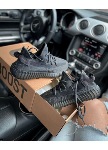 Черные демисезонные кроссовки мужские adidas yeezy boost 350 v2 black static адидас изи буст No Brand